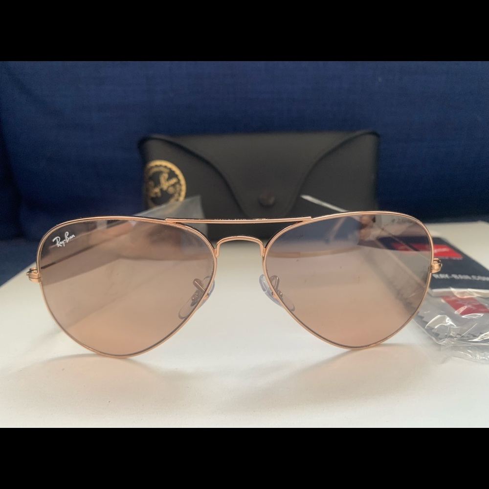 NWT Ray Ban Aviators with tags and case